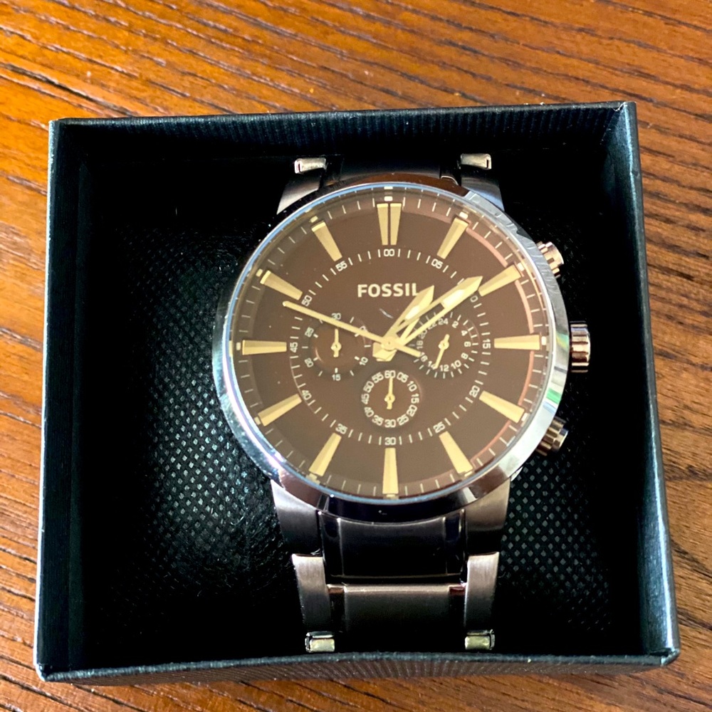 Fossil Men’s Brown stainless steel analog quartz